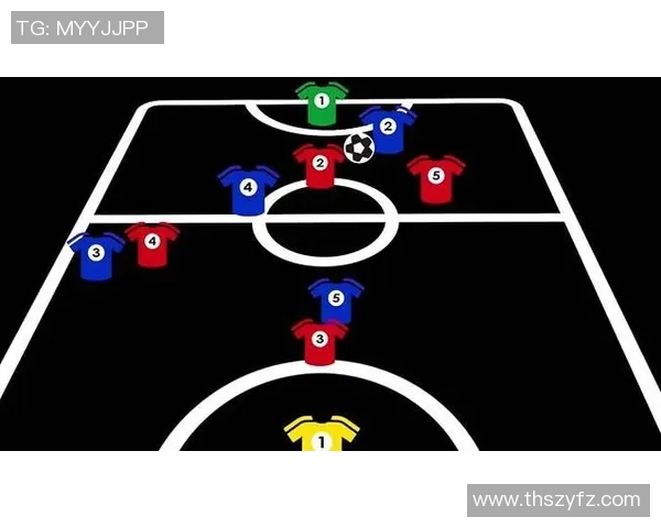 深圳足球队的包夹战术解析与应用探讨