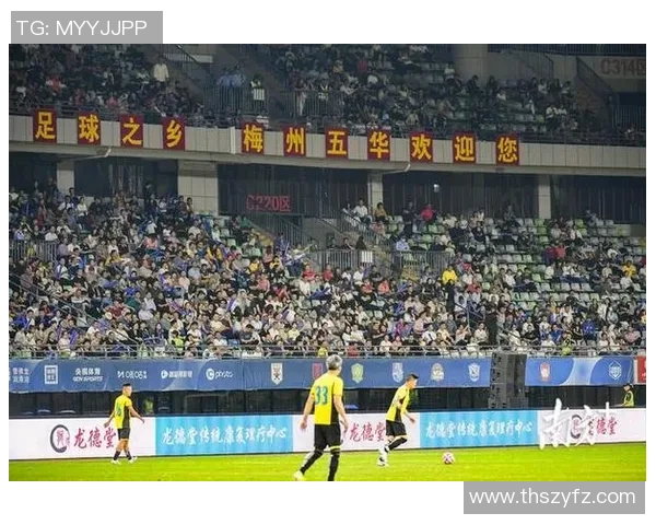 足球明星齐聚一堂的精彩瞬间照片素材分享